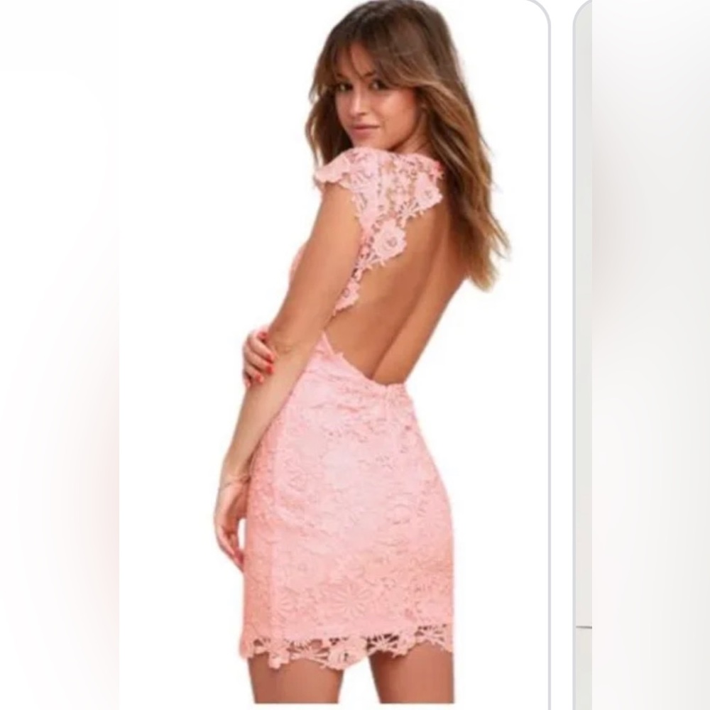 Lulu’s lace dress open back size Small